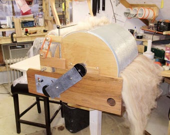 SCP The "60 Series" Electric Drum Carder, 72/90/120/120tpi, 18"x60", 20oz plus Batts, twin motors