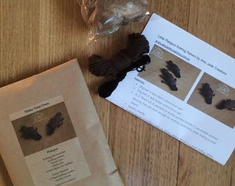 Make Your Own Platypus / Knitting Kit / Australian Platypus Knitting Kit and Pattern / DIY Kit