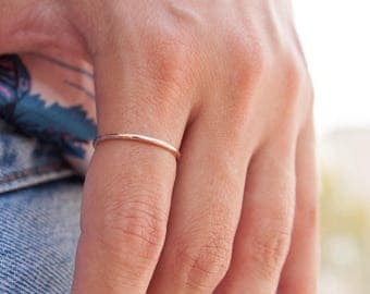 Thin Gold Band, Petite Gold Ring, Solid Gold Band, Skinny Ring, 1 mm Band Ring, Thin Wedding Band, Gold Stacking Ring, Gold Band Ring