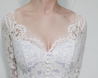 Victorian style vintage inspired lace dress white and silver