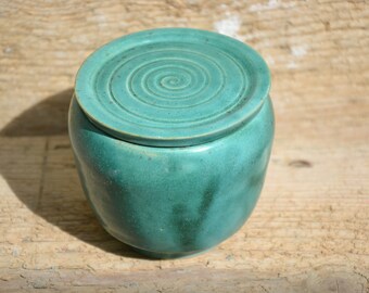 Ceramic Butter Dish - french Butter Keeper - french Butter Dish - Ceramic Butter Keeper - butter dish with water - Water botervlootje