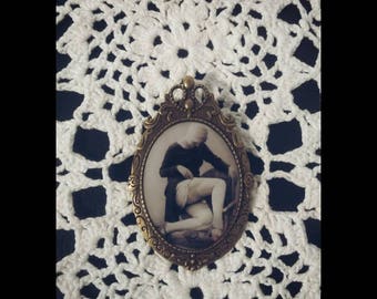 Handmade jewelry, vintage Romance brooch