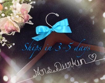 CUSTOM Wedding Hanger,Bridal Hanger,Personalized wedding Hanger,Bride's Gift,Bridesmaid Hangers,Custom Made Hanger,Mrs Hanger,Shower Gift