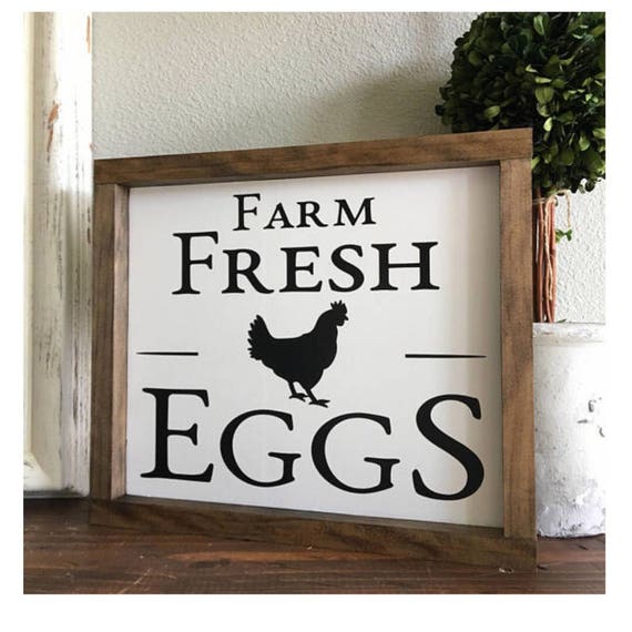 Farm Fresh Eggs Sign