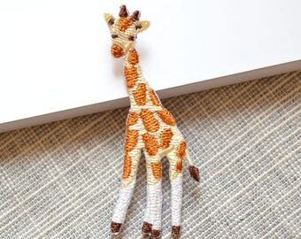 Lovely little giraffe iron-on patch ,cartoon animal giraffe embroidered patch