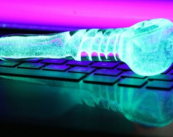 Glow in the Dark Twist Glass Pipe * Best Seller * Inside Out Pipes * Glow * Best Pipe * Thick Glass Pipe * Made in USA * Glass Pipes *