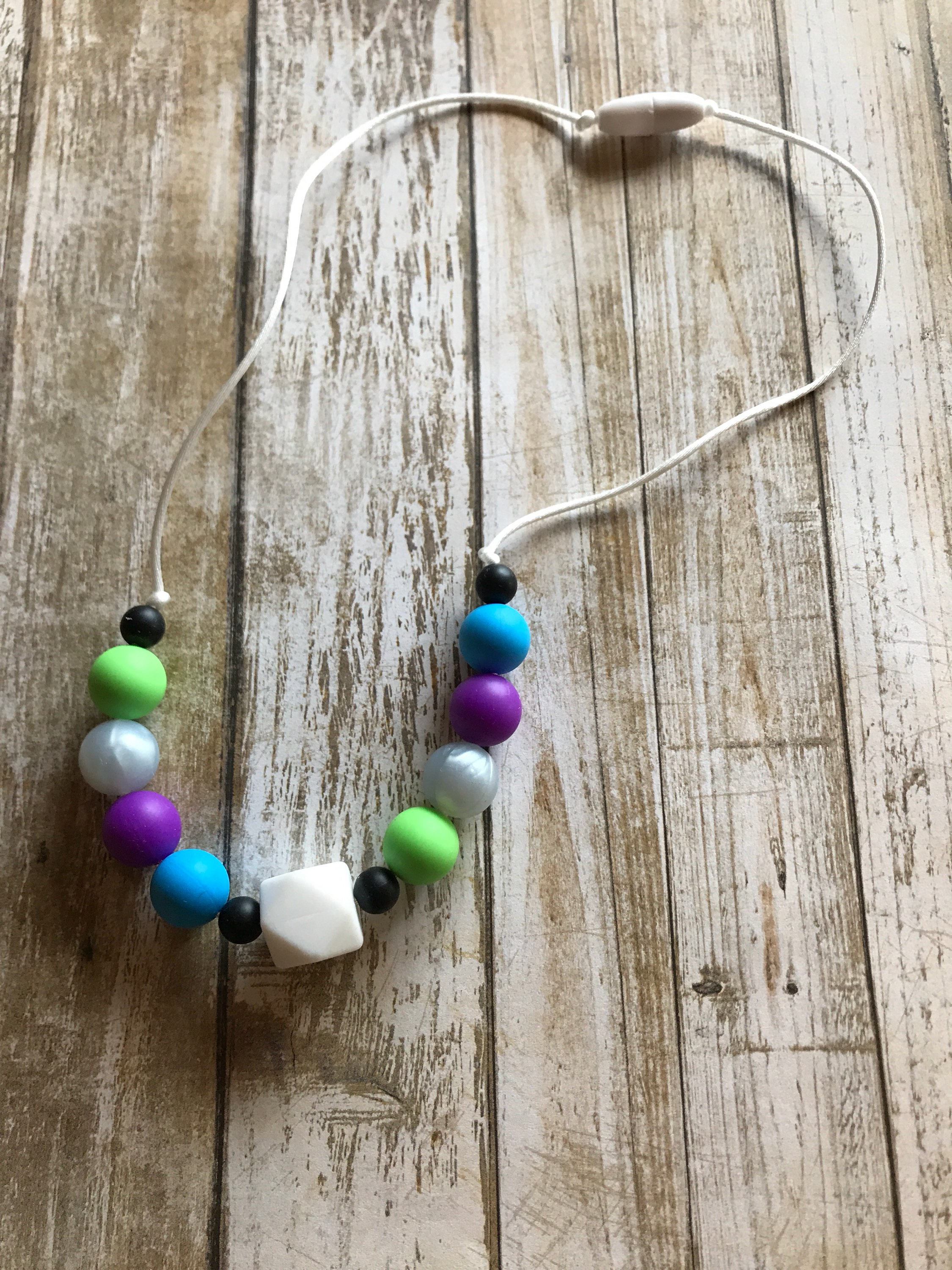 fidget toy necklace