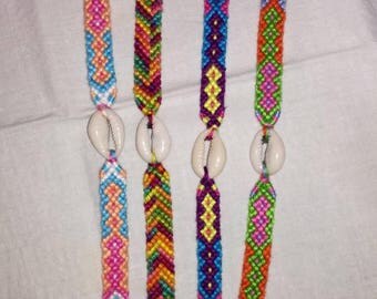 Cowry shell bracelet, Braided bracelet, Knotted bracelet, Wrist band, Bracelet bresilien, Friendship bracelet, Bohemian style,Summer bracele