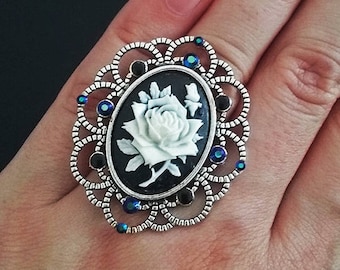 Silver goth ring with black and white rose cameo