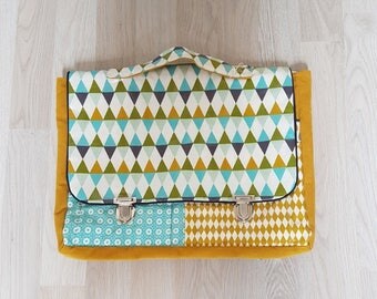 Cartable de maternelle coloris moutarde