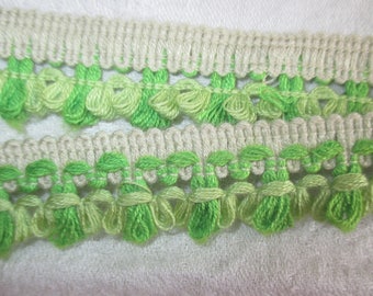 Green and white fringe trim 2.5 cm in height