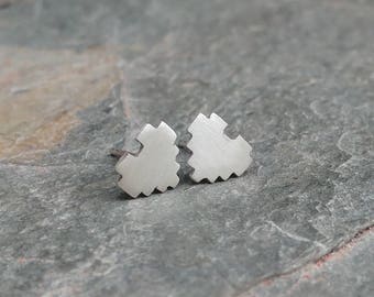 Sterling Silver 8 Bit Heart Stud Earrings - Geek, Gamer, Zelda, Pixelated