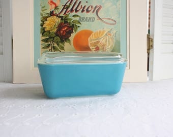 Pyrex blue refrigerator box- Free Shipping