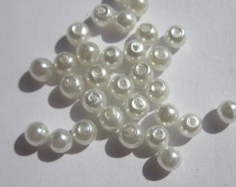 White glass Pearl 4 mm - 3 PV39 30 round beads