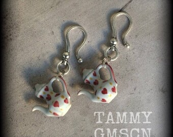 Love Heart and Polka Dot China Tea Pot earrings Alice in Wonderland Tea Party Devonshire Tea Kitsch Kawaii Teacup Teapot earrings
