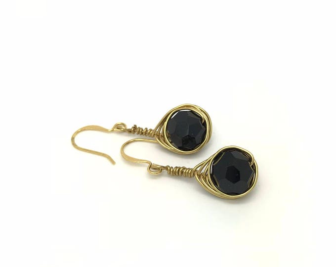 Drop Black Earrings - Black Earrings - Dangle Earrings - gold black Earrings - Gold wire wrapped black crystal earrings