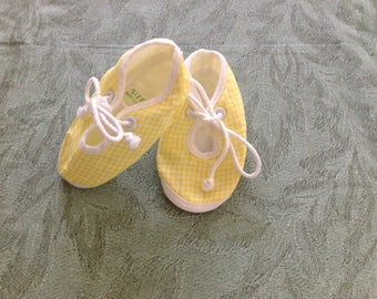 Vintage Baby Shoes, Yellow & White Check Baby Booties Size 1, Soft Soled Cotton Shoes, Doll Shoes