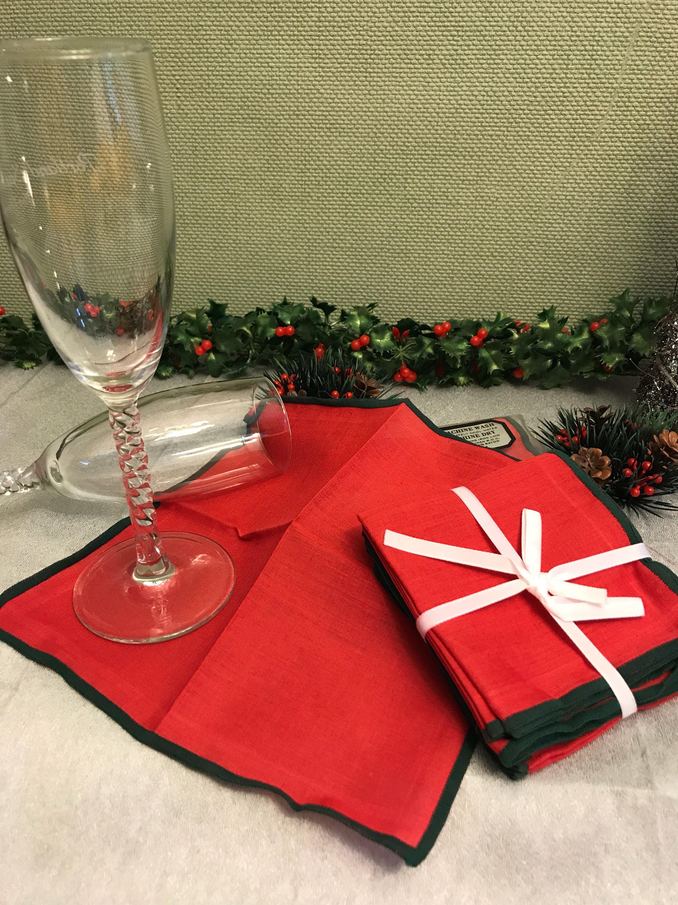Cocktail Napkins, Vintage cloth napkin set, red green cloth napkins