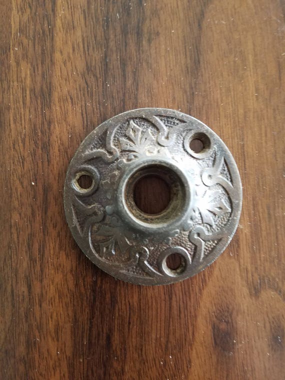 Cast Iron Rosette Antique Rosette Round Backplate Round