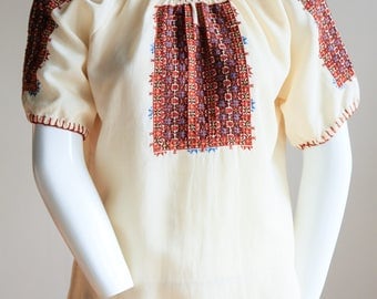 Embroidered Blouse |Embroidered Top | Ukrainian Embroidery|Ukrainian Top | Ukrainian Blouse | Ethnic Embroidery | Bohemian Top | Summer Top