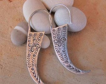 Sterling silver earrings. Ethnic Jewellery. Silver Jewellery. Silver earrings. Silver jewelry. Ethnic earrings. Ethnic jewelry.
