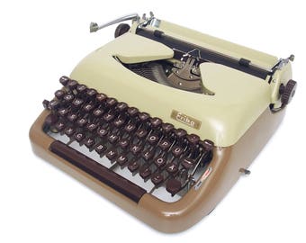 Erika 10 Typewriter - Fully Working - Vintage Typewriter - Serviced - Beige Brown Typewriter