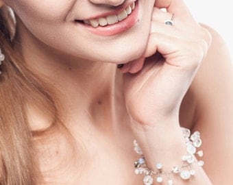 Swarovski Crystal bracelet Rhinestone Moonstone bracelet Raw crystal Wedding jewelry bracelet White Clear Gemstone bracelet Snow white