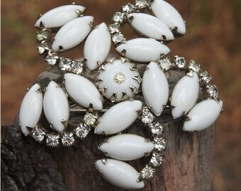Vintage White Milkglass and Rhinestone Brooch White Milk Glass Brooch Pin White and Rhinestone Brooch Milkglass Brooch