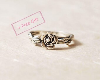 Unique Promise Ring For Her, Leaves Ring, Flower Ring, Nature Inspired Ring, Unique Engagement Ring, Nature Inspired Promise Ring
