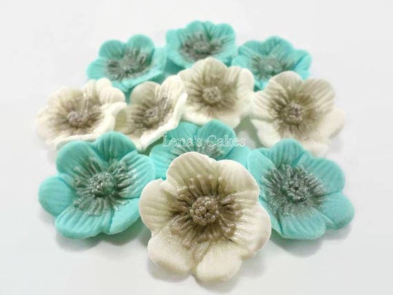 24 Sugar Flowers, Gumpaste Flowers Fondant, Edible Fondant Cupcake Topper, Sugar Flower for Cake, Edible Flower, Winter Wedding Cake Decor Il_570xn