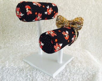 Minnie Mouse Double Row Display- Different Base Colors Available