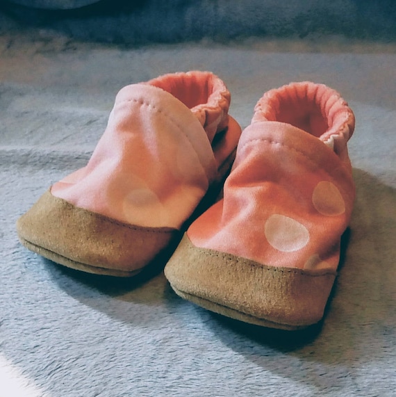Pink Bokeh: Soft Sole Baby Shoes 12-18M Pink Bokeh: Soft Sole Baby Shoes 12-18M