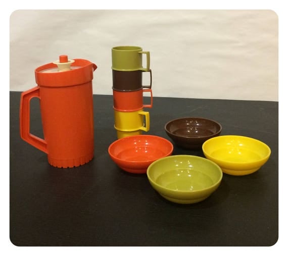 Vintage Tupperware Toys Dishes Set