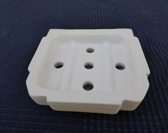 Vintage Soap Dish, French Vintage, Ceramic Soap Dish, 1950's Ceramic, Mid Century, Retro Bathroom, 1950's bathroom, Rest Room