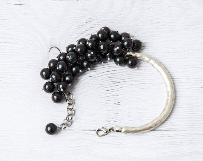 Women black bracelet, Chunky bracelet for women, Black bangle bracelet, Chunky jewelry, Large bracelet, Cluster bracelet
