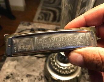 The American Ace Harmonica . Vintage harmonica . Hohner panarmonic