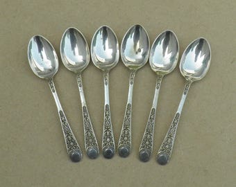 Teaspoons - Set of 6 - Silver Plated - Lovely Design - Distressed/Worn/Shabby Chic - Vintage Silverplate
