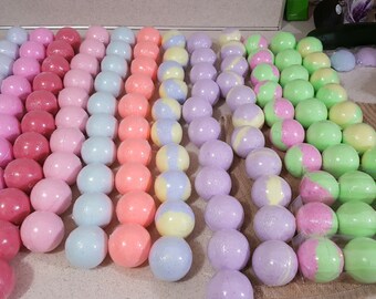 Bath bombs, 3 bath bombs, 3 fruity bath bombs, bath bombs, Lemondade, Raspberry,Bubblegum, Tropical, Fruity