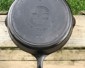 Griswold #9 Slant Logo with a Heat Ring p/n 710XI