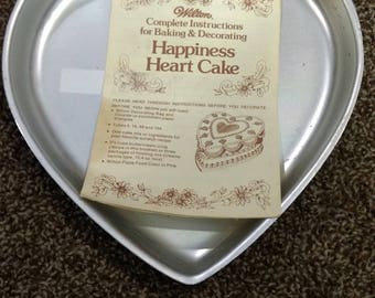 Wilton heart shaped cake pan 1971 #502-951