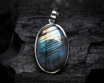 Rainbow Stripes Labradorite Pendant | Sterling Silver Pendant | Unique Art | Natural Oval Labradorite Gemstone Jewelry