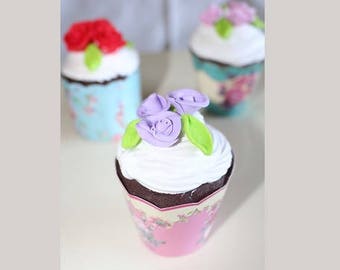 Cup cake, chocolate whipped cream white, pink lilac