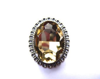 1 cameo and cabochon 25 x 18 mms champagne faceted glass