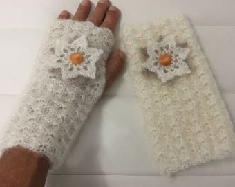 Fingerless gloves white mohair/silk yarn