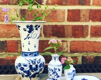 Pretty blue and white pottery