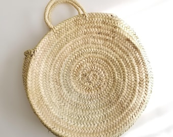 Handmade Round Straw Bag -  Round basket, Summer Tote, Round French Market basket bag, Round beach basket, Straw Beach bag, straw basket