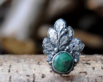 xX 25% SALE Xx Sterling Silver Emerald Ring, Oxidised Sterling Silver leaf Ring, Rustic Gemstone Metalwork Ring