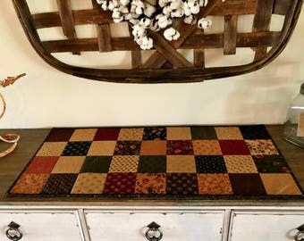 Quilted Table Runner / Country Decor / Primitive Decor / Farmhouse Decor - MW
