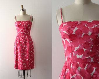 Trunk of Dresses by TrunkofDresses on Etsy