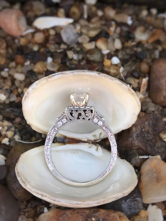 1 Carat Diamond Engagement Ring. 14K white gold. Offering